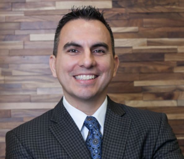 Elias Mendoza - Immigration Attorney